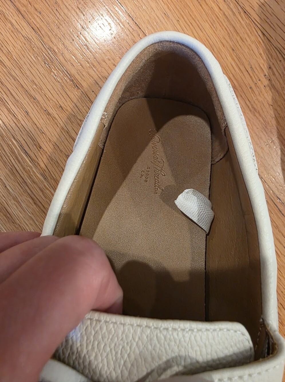 Universal Thread Shoes - Picture 2 of 3